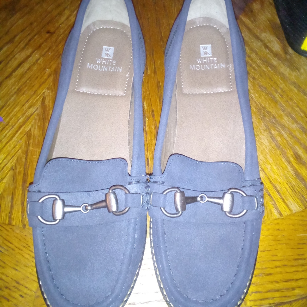 White mountain women's loafers size 7